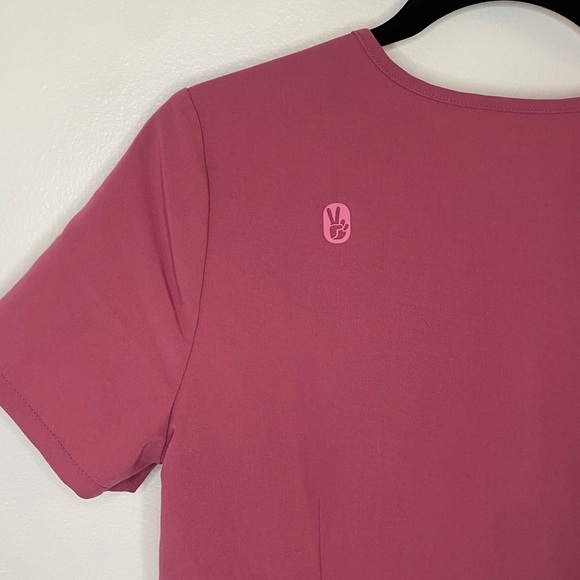 Figs Limited Edition One Pocket Catarina Top Rose Quartz Women's XS - Picture 7 of 7
